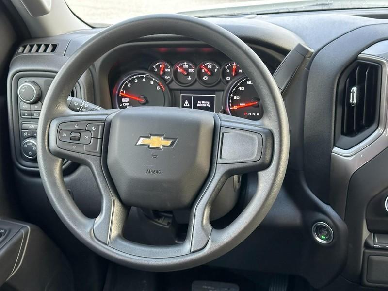 new 2025 Chevrolet Silverado 1500 car, priced at $46,275