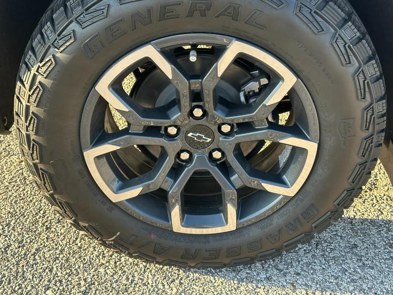 used 2026 Chevrolet Equinox car, priced at $34,000
