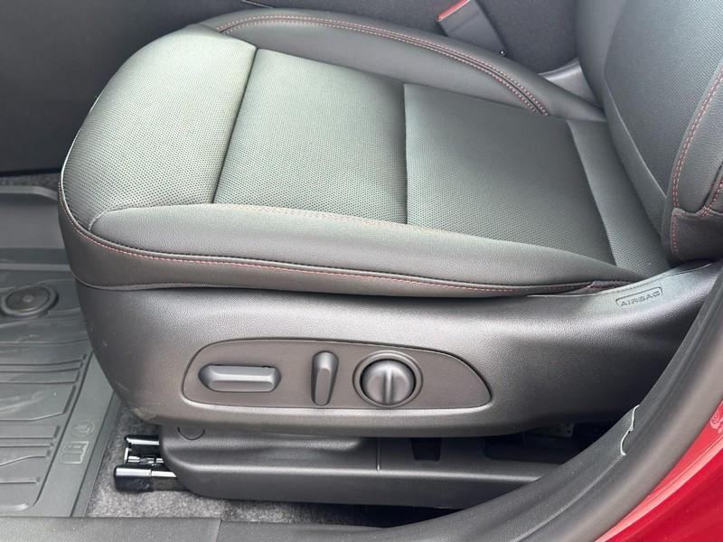 new 2025 Chevrolet Trax car, priced at $24,910
