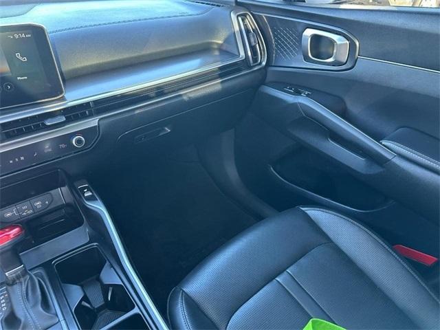 used 2025 Kia Sorento car, priced at $34,333