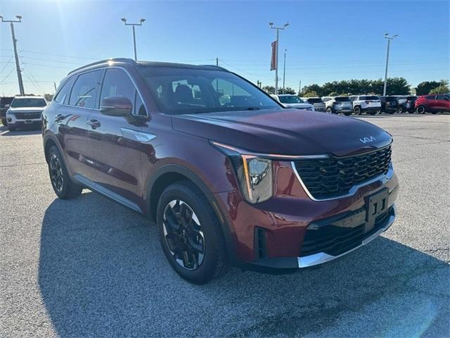 used 2025 Kia Sorento car, priced at $34,333