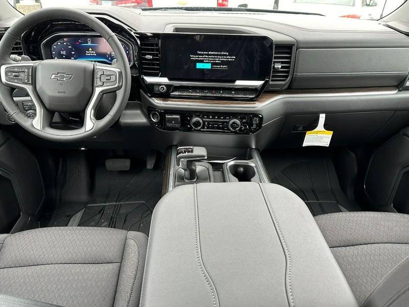 new 2024 Chevrolet Silverado 1500 car, priced at $50,210