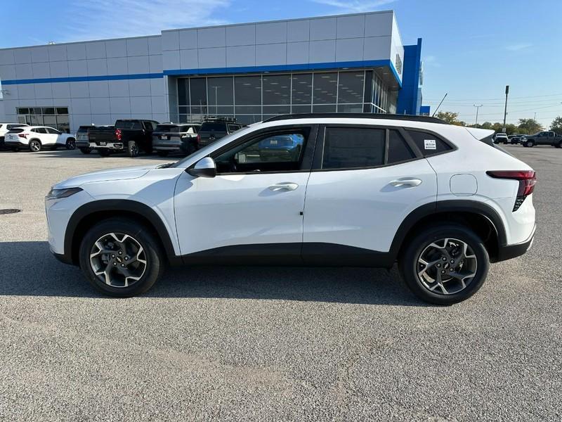 new 2025 Chevrolet Trax car, priced at $24,025
