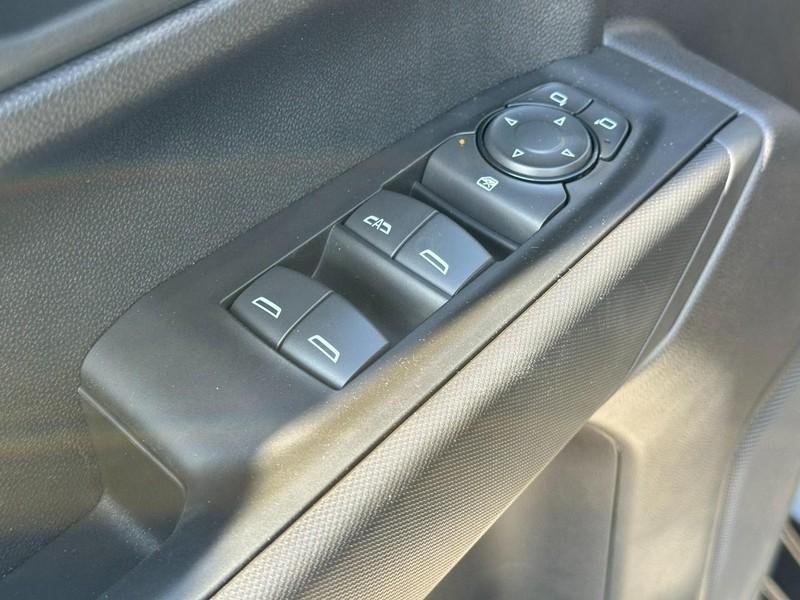 new 2025 Chevrolet Silverado 1500 car, priced at $41,645