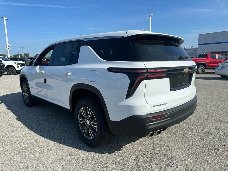 new 2024 Chevrolet Traverse car, priced at $38,995