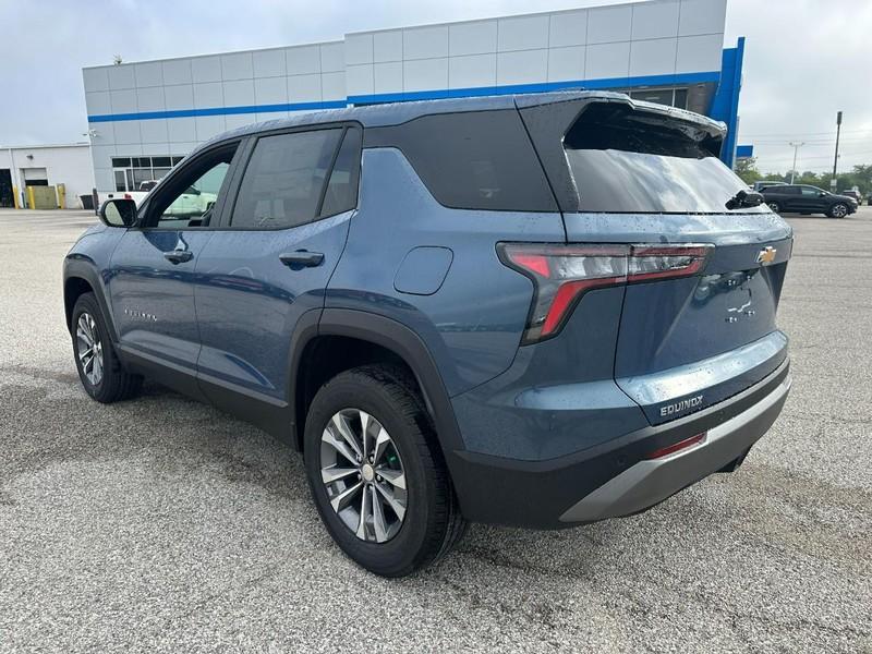 new 2026 Chevrolet Equinox car, priced at $29,810