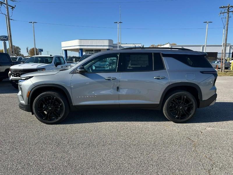 new 2026 Chevrolet Traverse car, priced at $43,095