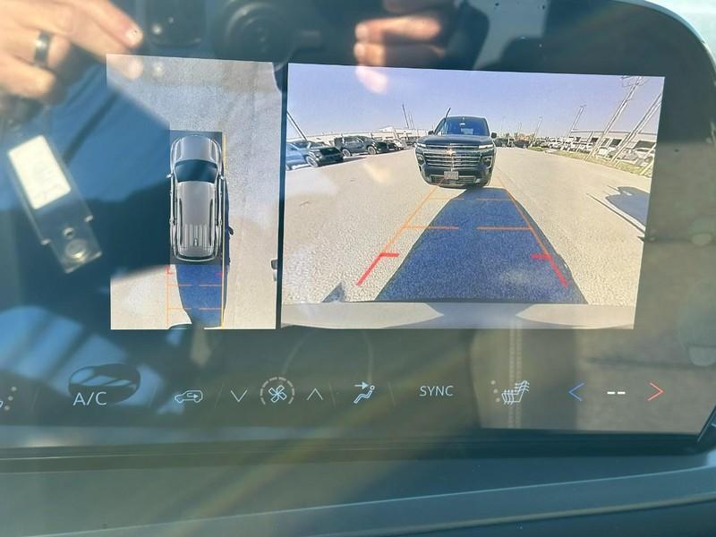 new 2026 Chevrolet Traverse car, priced at $43,095