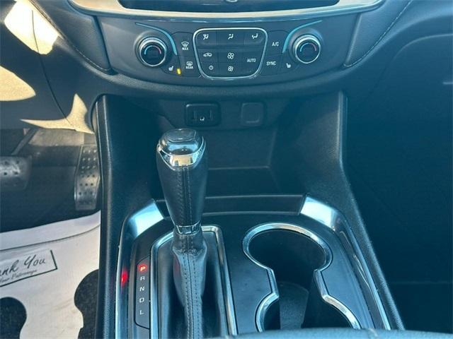 used 2020 Chevrolet Traverse car, priced at $22,888