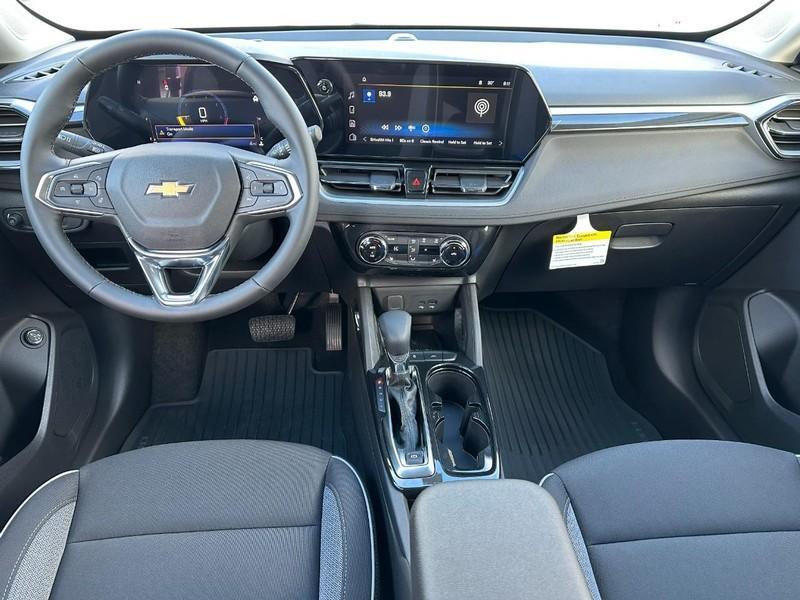 new 2025 Chevrolet TrailBlazer car, priced at $25,878