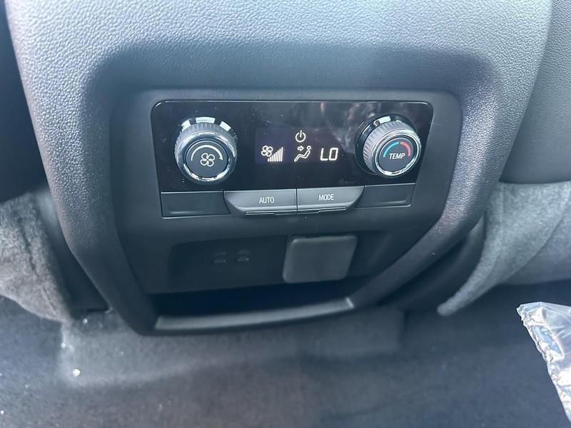 new 2026 Chevrolet Traverse car, priced at $53,155