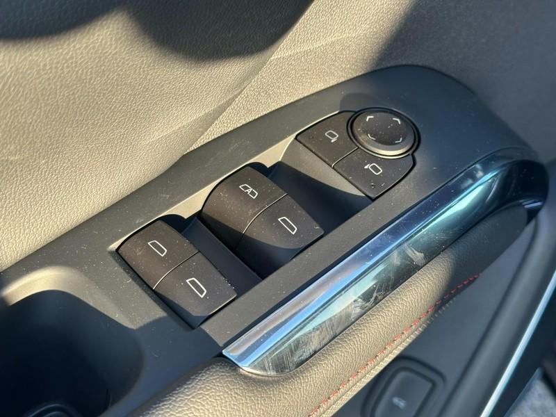 new 2026 Chevrolet Traverse car, priced at $53,155