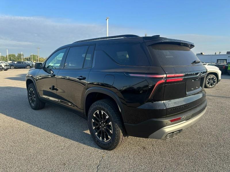 new 2026 Chevrolet Traverse car, priced at $53,155