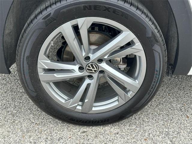 used 2024 Volkswagen Atlas Cross Sport car, priced at $41,444