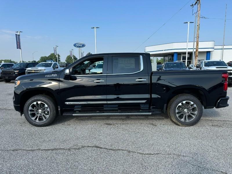 new 2025 Chevrolet Silverado 1500 car, priced at $70,210
