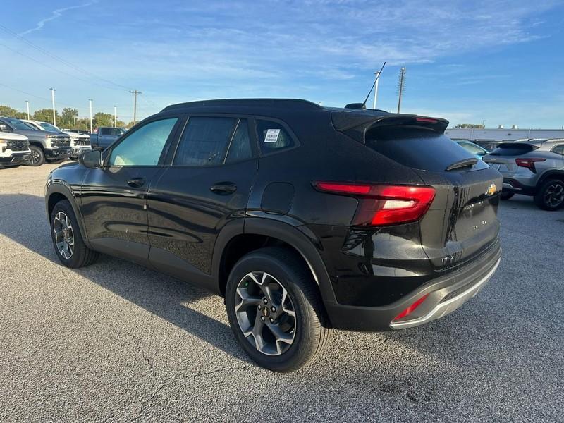 new 2026 Chevrolet Trax car, priced at $23,010