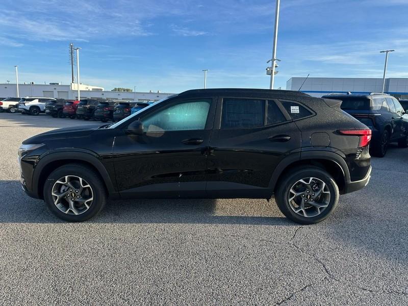 new 2026 Chevrolet Trax car, priced at $23,010