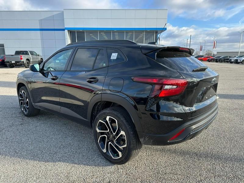 new 2025 Chevrolet Trax car, priced at $25,015