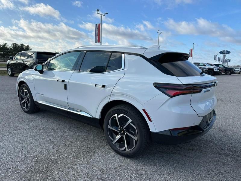 new 2025 Chevrolet Equinox EV car, priced at $41,310