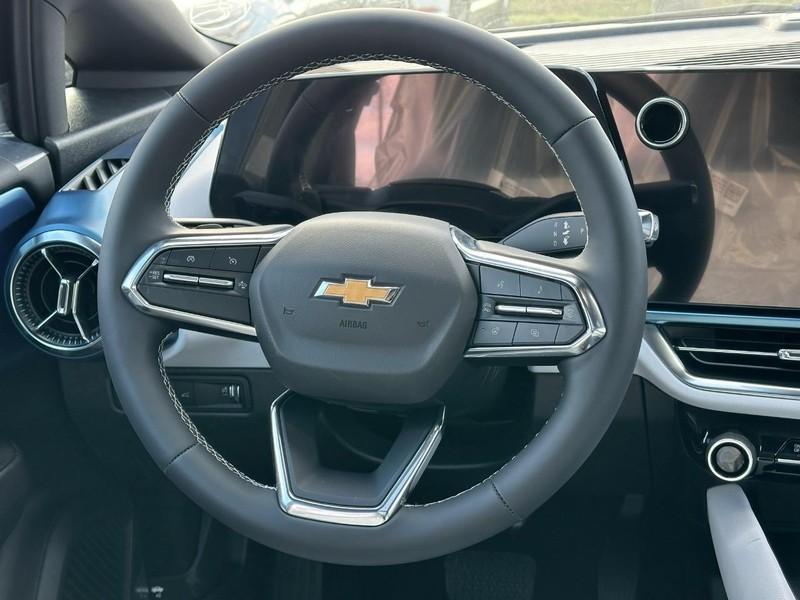 new 2025 Chevrolet Equinox EV car, priced at $41,310