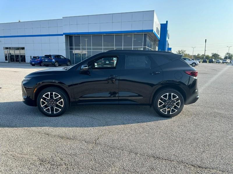 new 2025 Chevrolet Blazer car, priced at $41,570