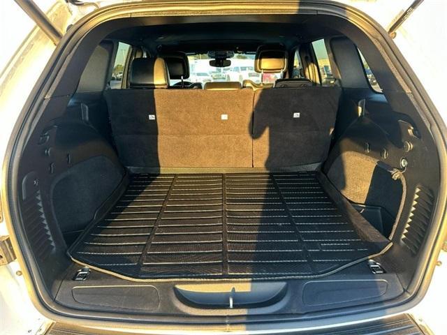 used 2020 Jeep Grand Cherokee car, priced at $25,999