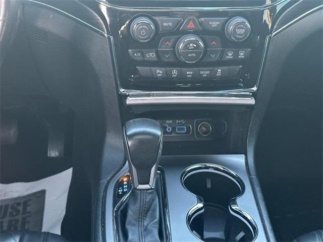 used 2020 Jeep Grand Cherokee car, priced at $25,999