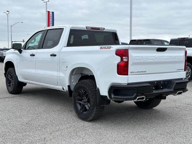 new 2024 Chevrolet Silverado 1500 car, priced at $46,885