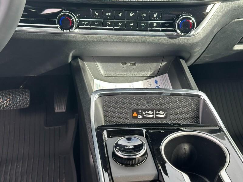 new 2026 Chevrolet Equinox car, priced at $29,810