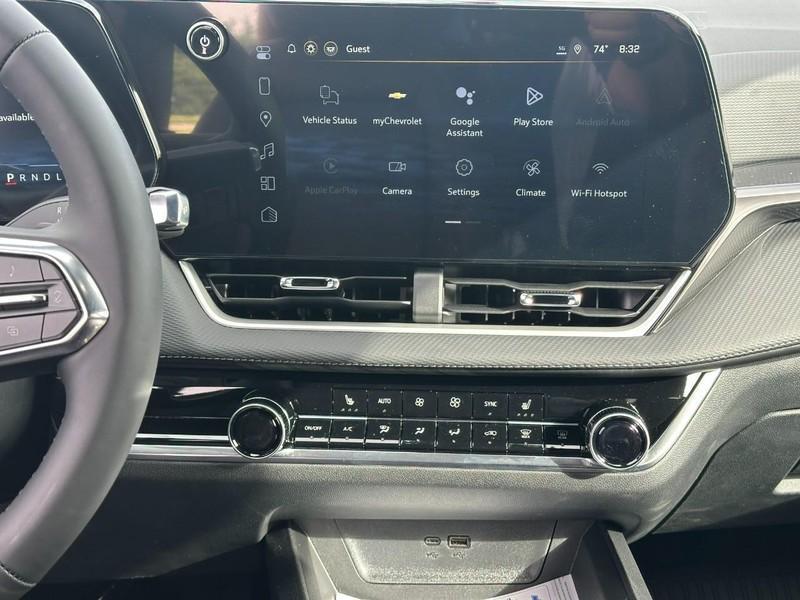 new 2026 Chevrolet Equinox car, priced at $29,810