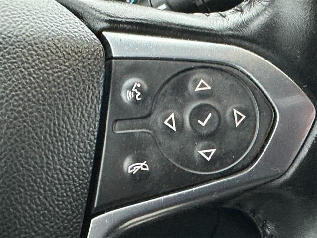 used 2022 Chevrolet Traverse car, priced at $28,444