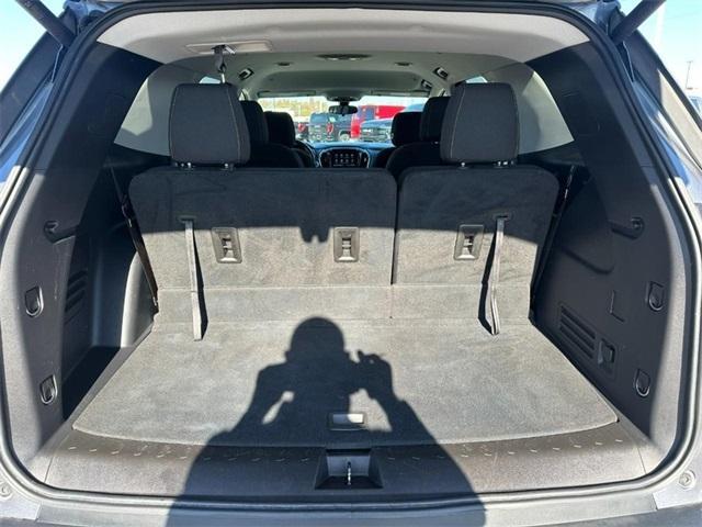 used 2021 Chevrolet Traverse car, priced at $23,000