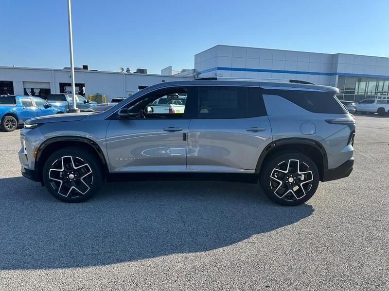 new 2026 Chevrolet Traverse car, priced at $55,170