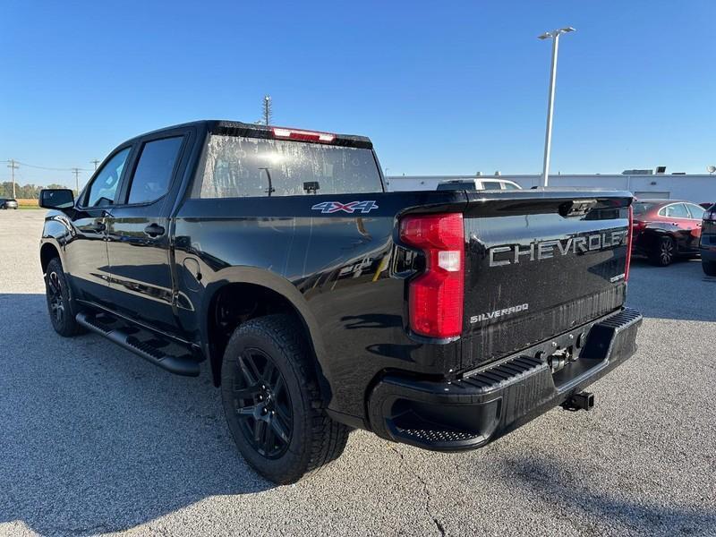 new 2025 Chevrolet Silverado 1500 car, priced at $46,020