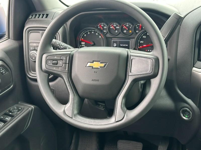 new 2025 Chevrolet Silverado 1500 car, priced at $36,620