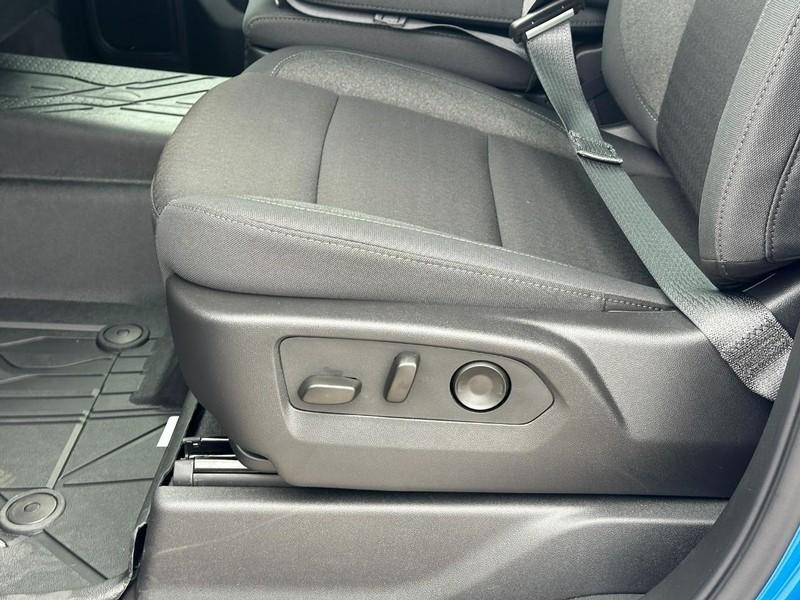 new 2025 Chevrolet Silverado 1500 car, priced at $36,620