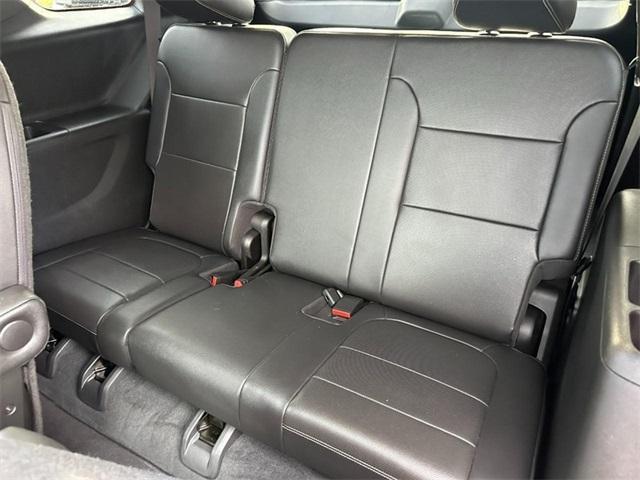 used 2022 Chevrolet Traverse car, priced at $35,499