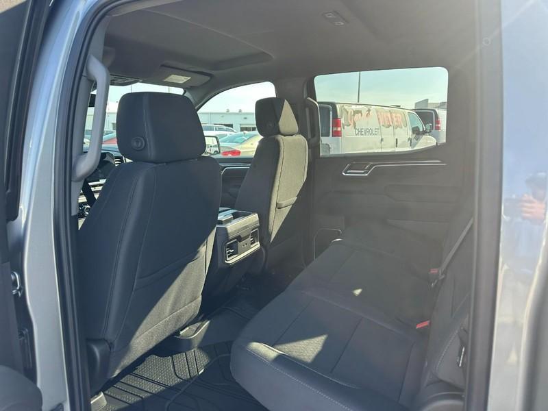 new 2025 Chevrolet Silverado 1500 car, priced at $47,125
