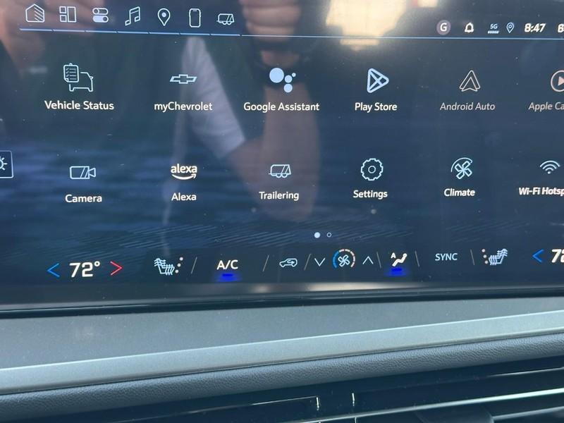 new 2025 Chevrolet Traverse car, priced at $41,055