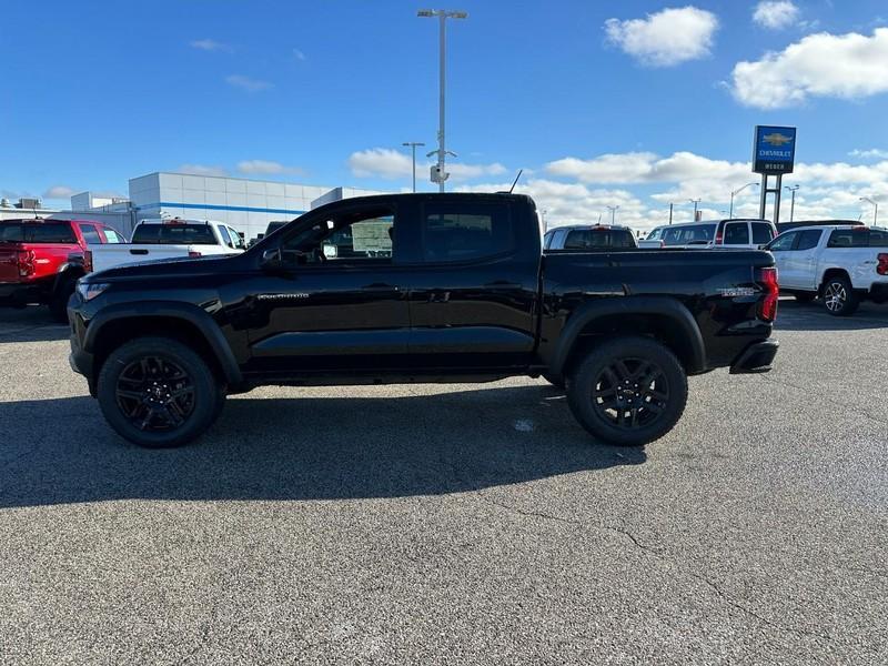 new 2024 Chevrolet Colorado car, priced at $37,945