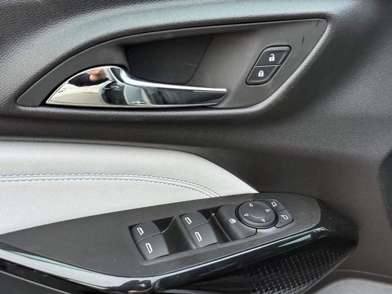 new 2025 Chevrolet Trax car, priced at $24,760