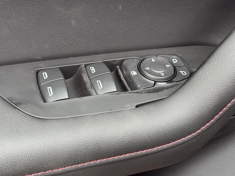new 2025 Chevrolet Blazer car, priced at $45,910