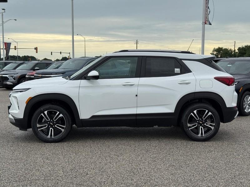 new 2026 Chevrolet TrailBlazer car, priced at $27,680