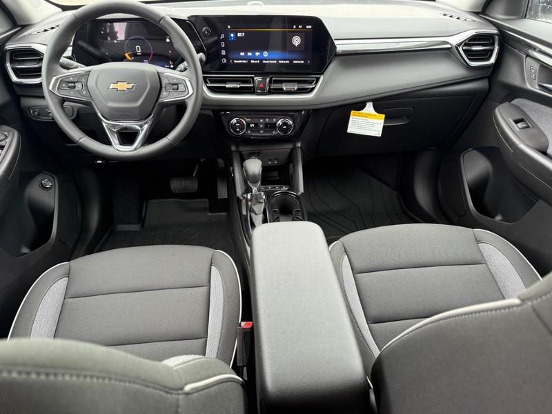new 2026 Chevrolet TrailBlazer car, priced at $27,680