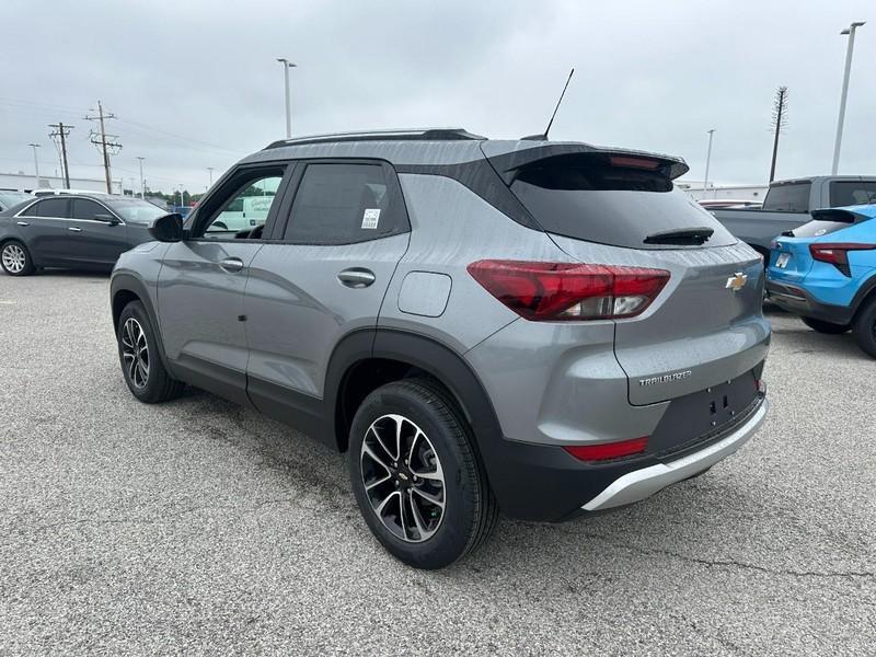 new 2026 Chevrolet TrailBlazer car, priced at $24,700
