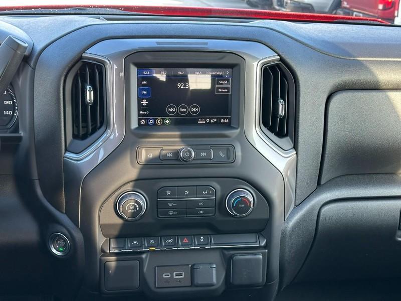 new 2025 Chevrolet Silverado 1500 car, priced at $46,335