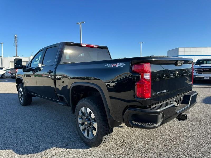 new 2025 Chevrolet Silverado 2500 car, priced at $61,750