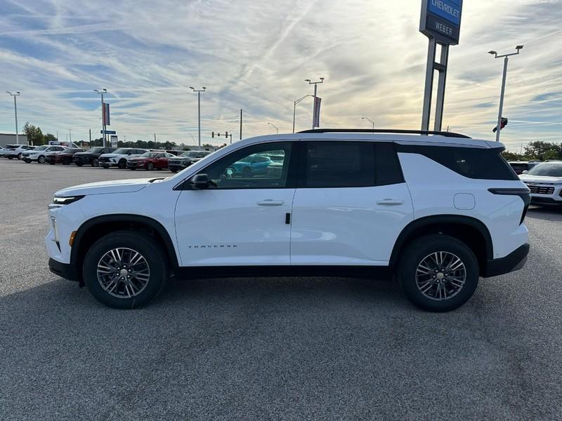 new 2024 Chevrolet Traverse car, priced at $42,175