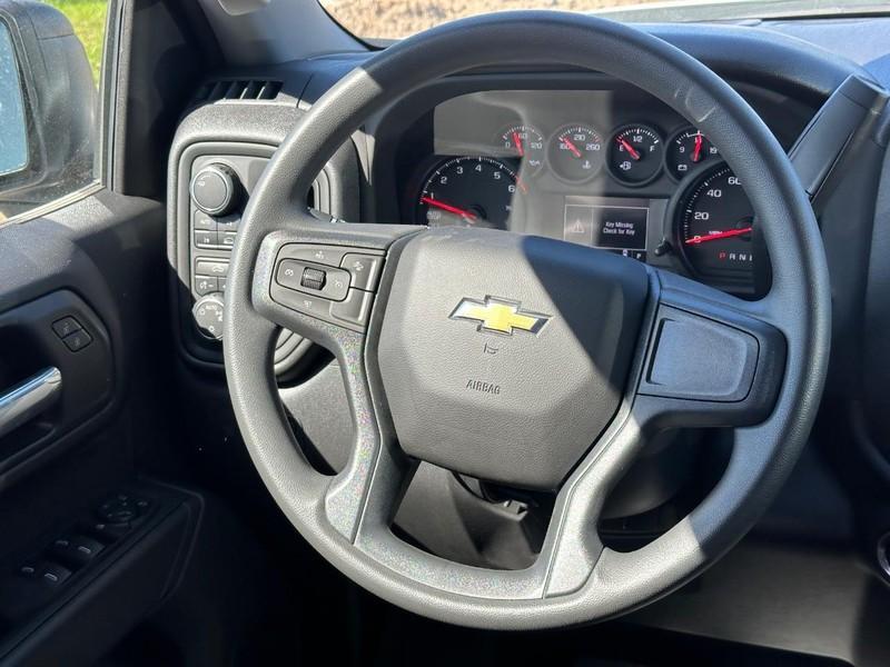 new 2025 Chevrolet Silverado 1500 car, priced at $46,020