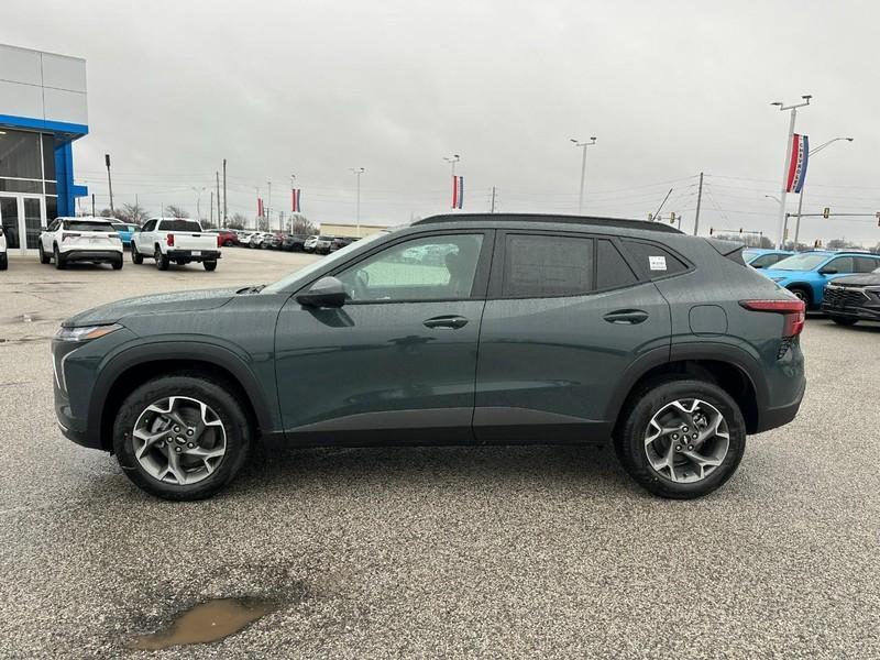 new 2025 Chevrolet Trax car, priced at $23,611